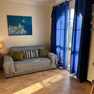 https://apto-inteiro-tavira-garden.hotelaalgarve.com