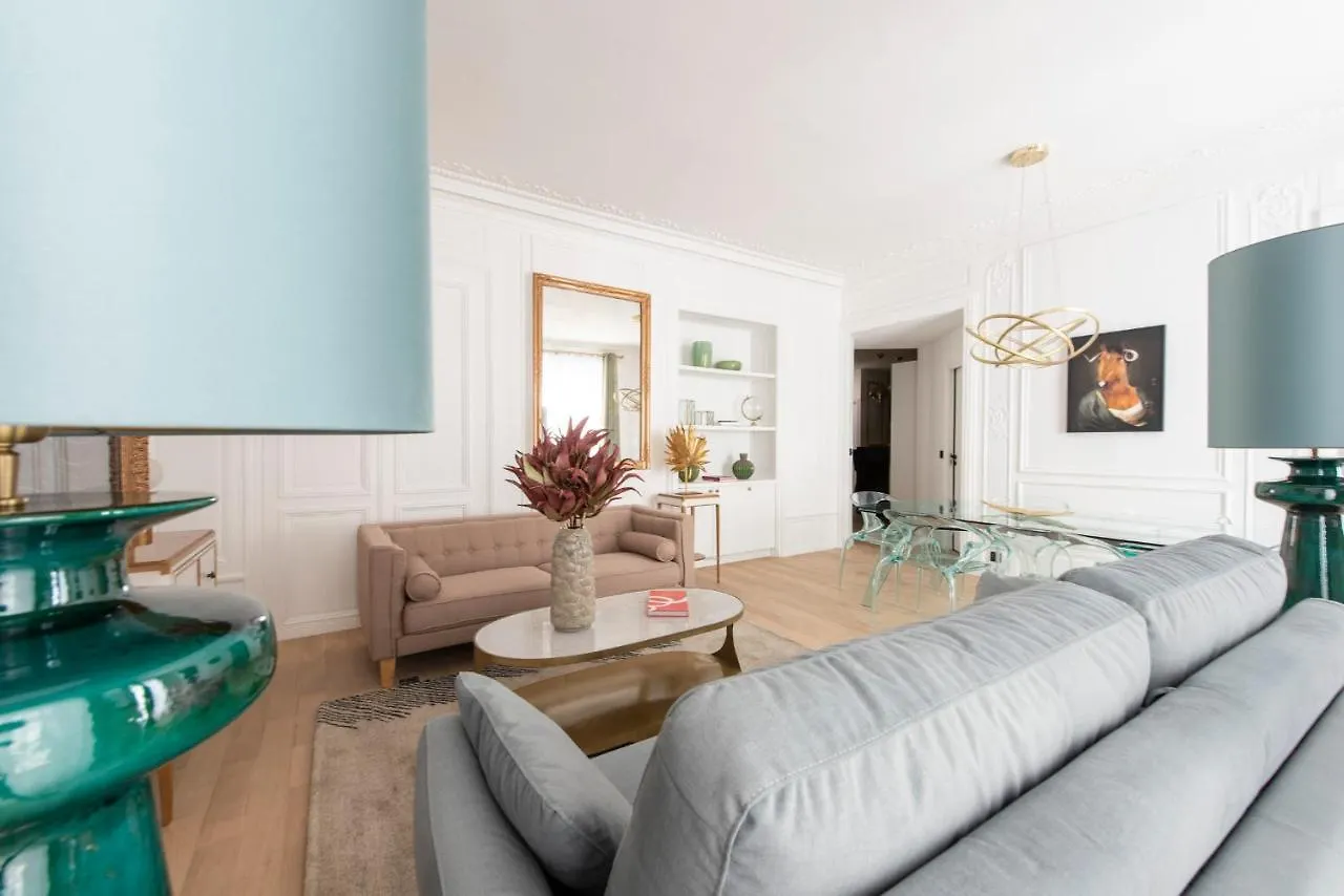 Beaubois Apartment Paris France